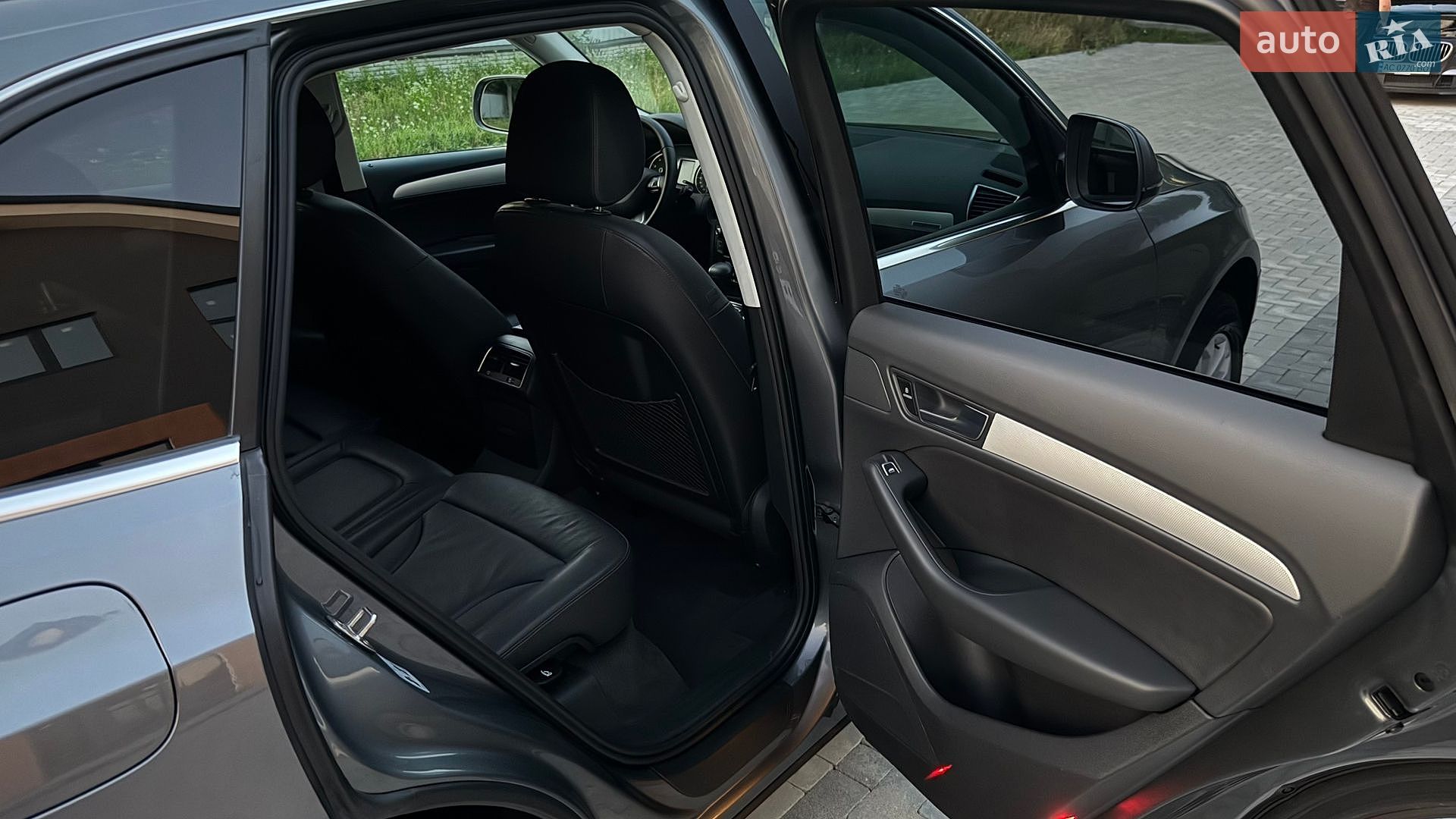 Audi Q5 2015 VIN WA1CFAFP2FA021869 фото оголошення 11 з 17