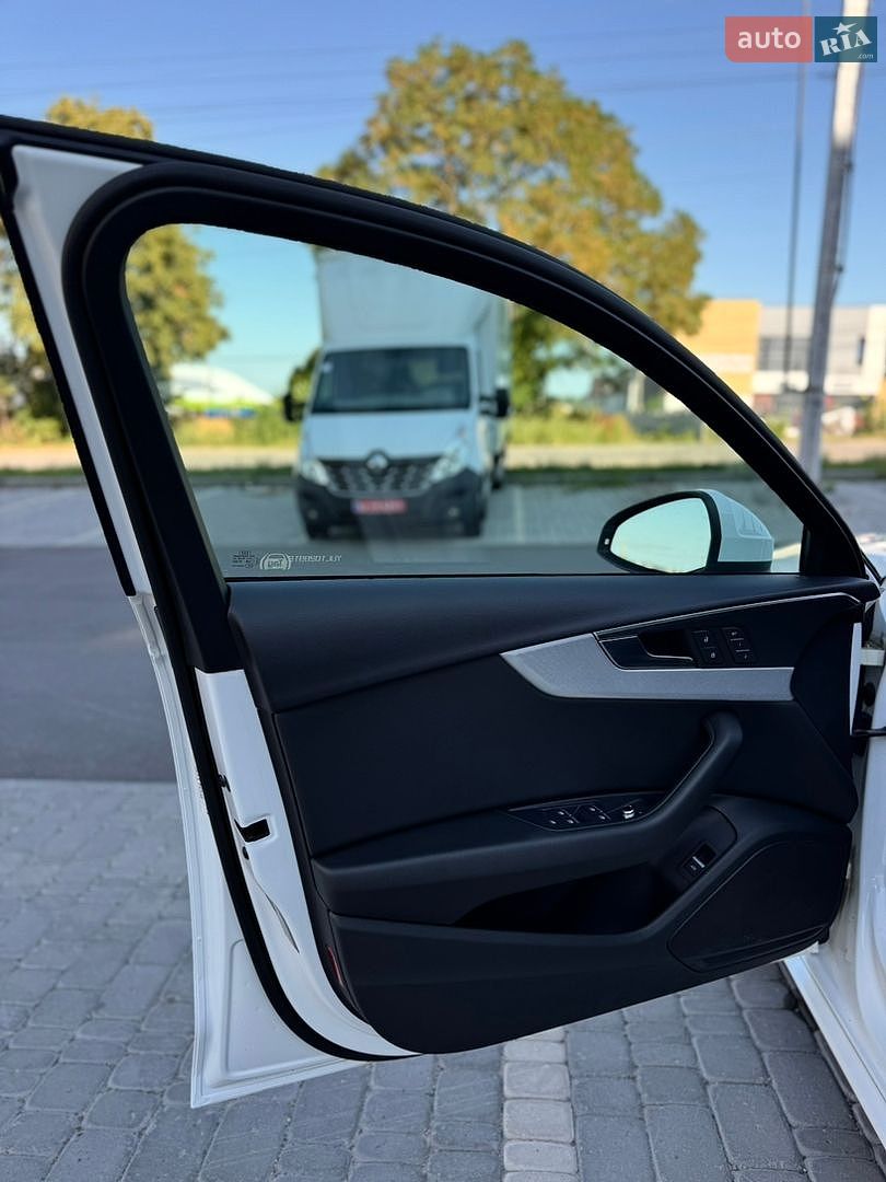 Audi A4 2018 VIN WAUBNAF4XJN006397 фото оголошення 52 з 71