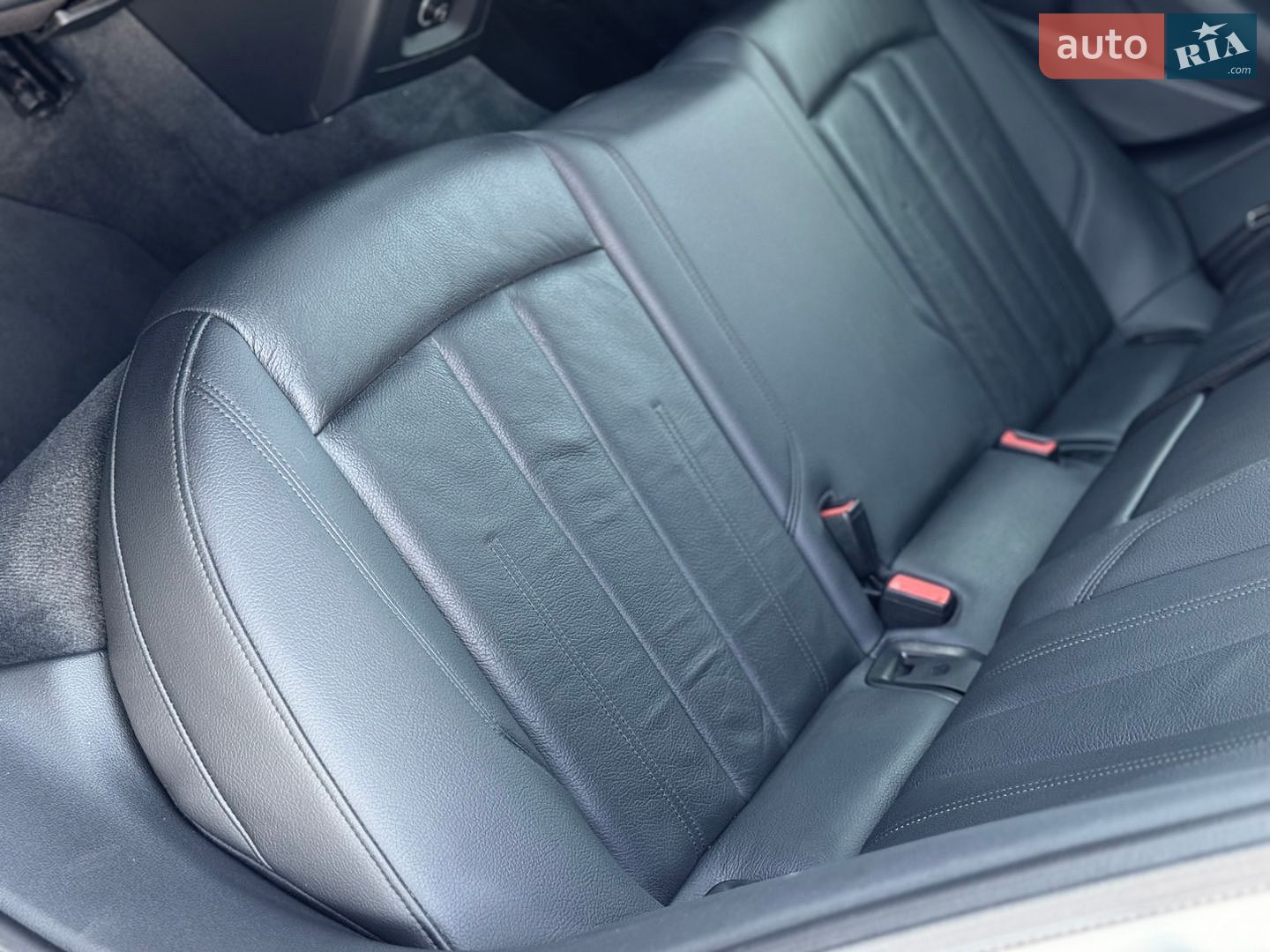 Audi A4 2018 VIN WAUBNAF4XJN006397 фото оголошення 53 з 71