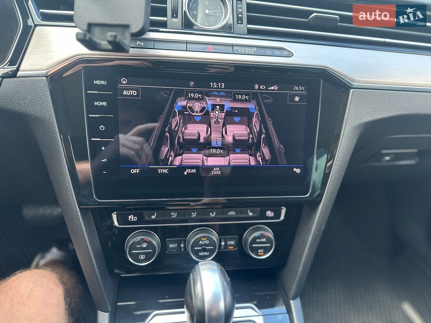 Volkswagen Passat 2018 VIN WVWZZZ3CZJP021483 фото оголошення 17 з 25