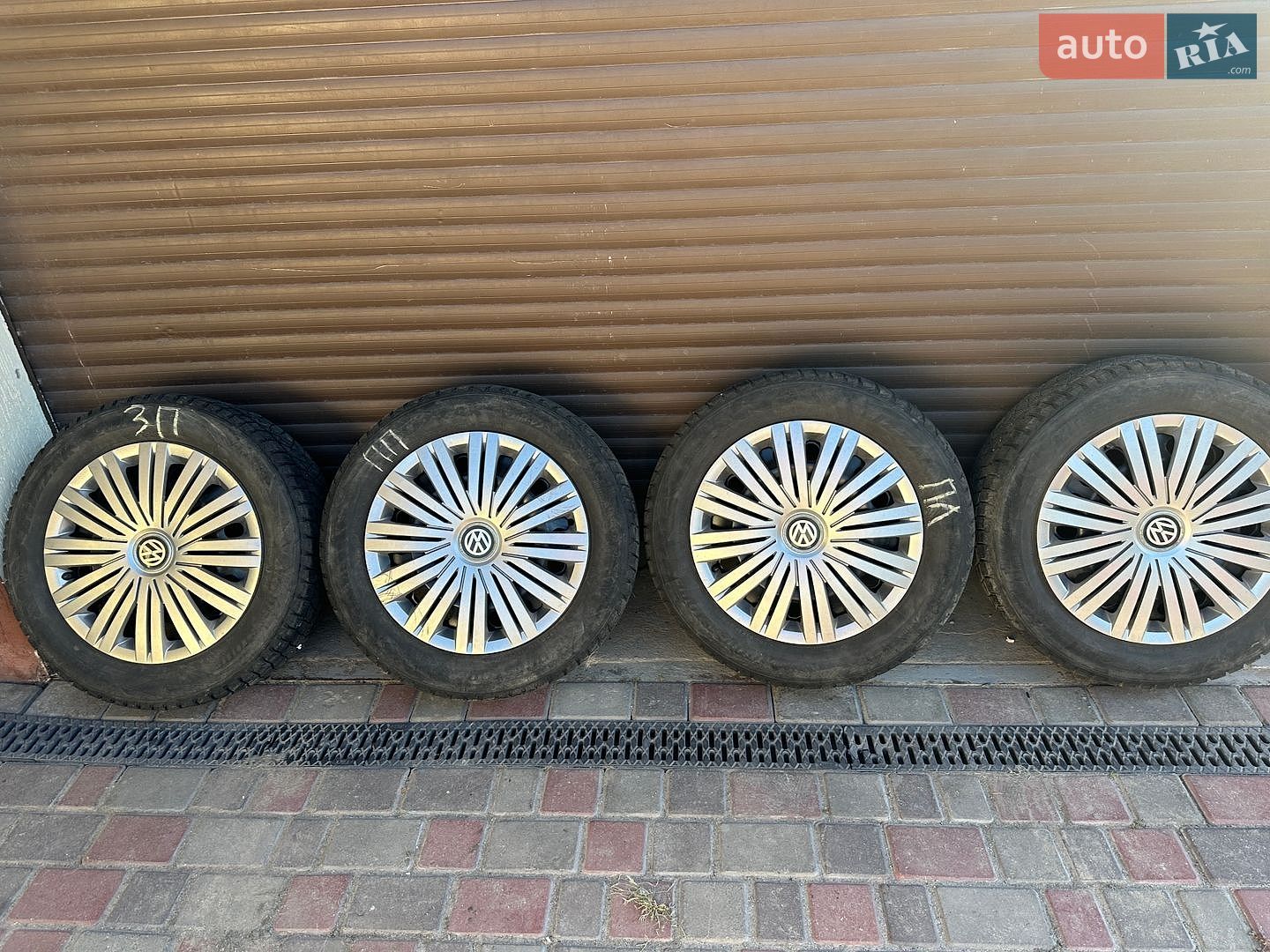 Volkswagen Passat 2018 VIN WVWZZZ3CZJP021483 фото оголошення 21 з 25