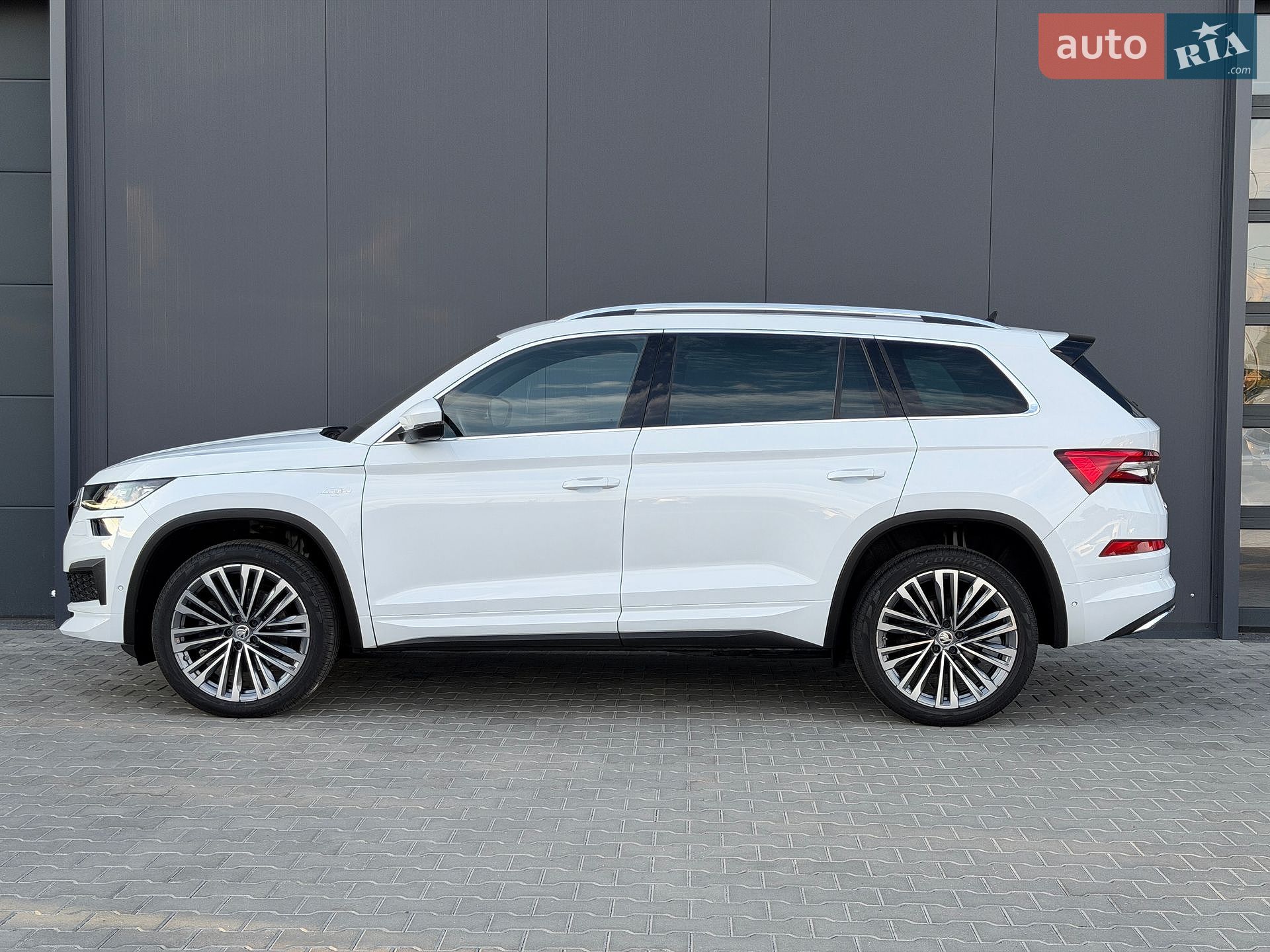 Skoda Kodiaq 2022 VIN TMBLN9NS9N8046691 фото оголошення 9 з 49