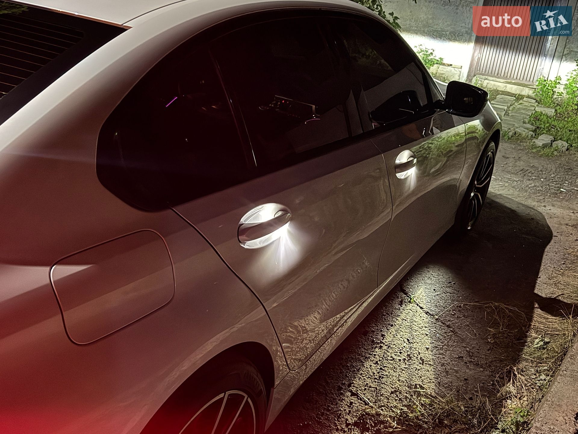 BMW 3 Series 2019 VIN WBA5R7C59KAJ81119 фото оголошення 27 з 32