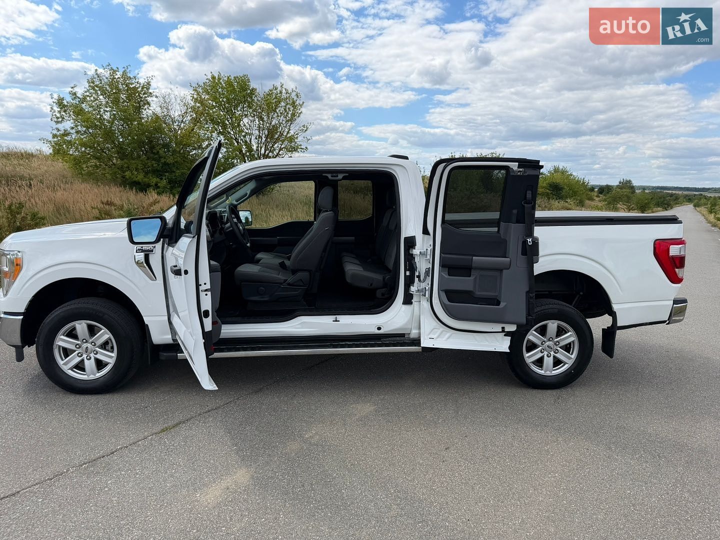Ford F-150 2021 VIN 1FTEX1CB1MFB80256 фото оголошення 14 з 36