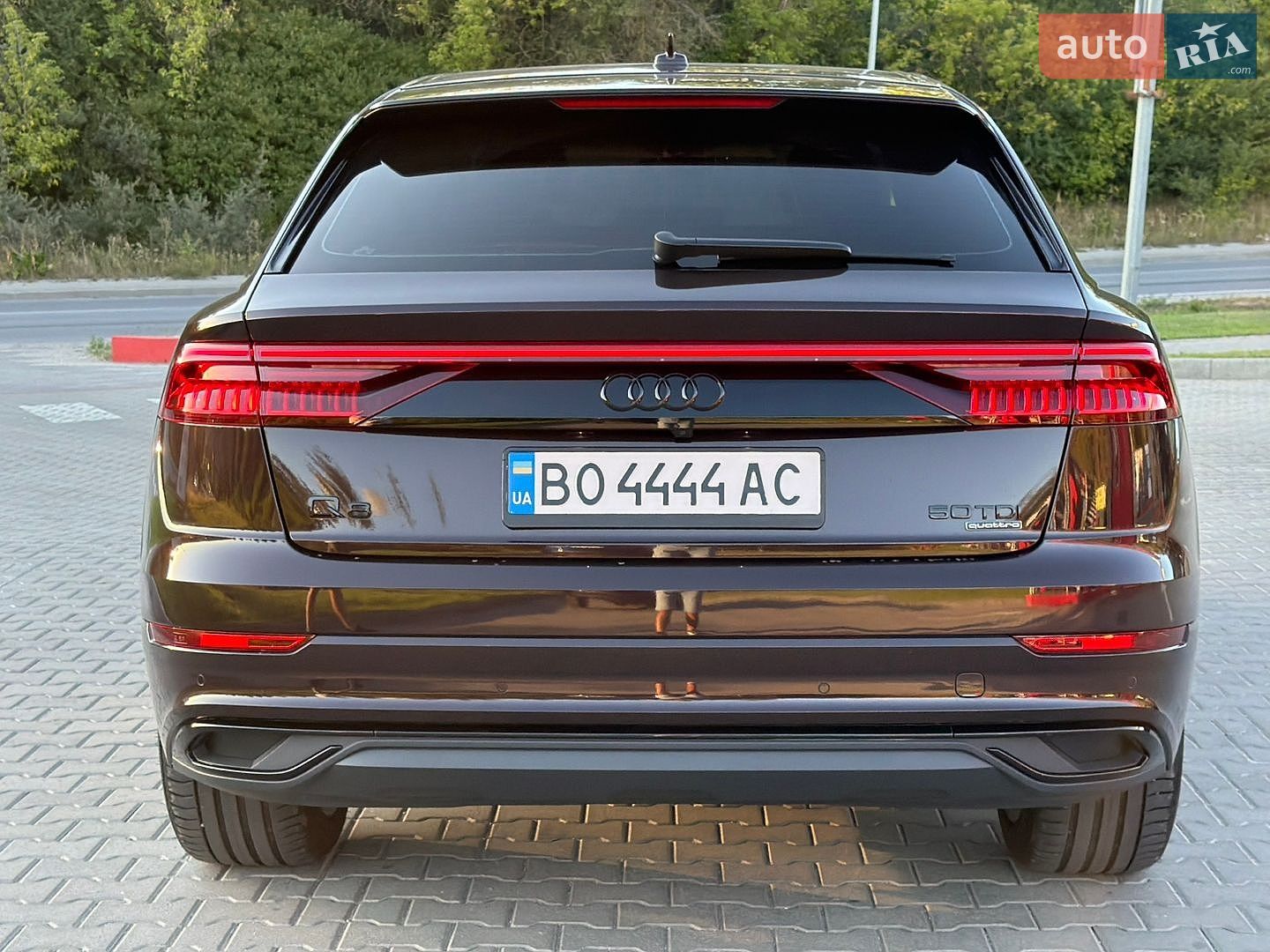 Audi Q8 2019 VIN WAUZZZF17LD011041 фото оголошення 8 з 29