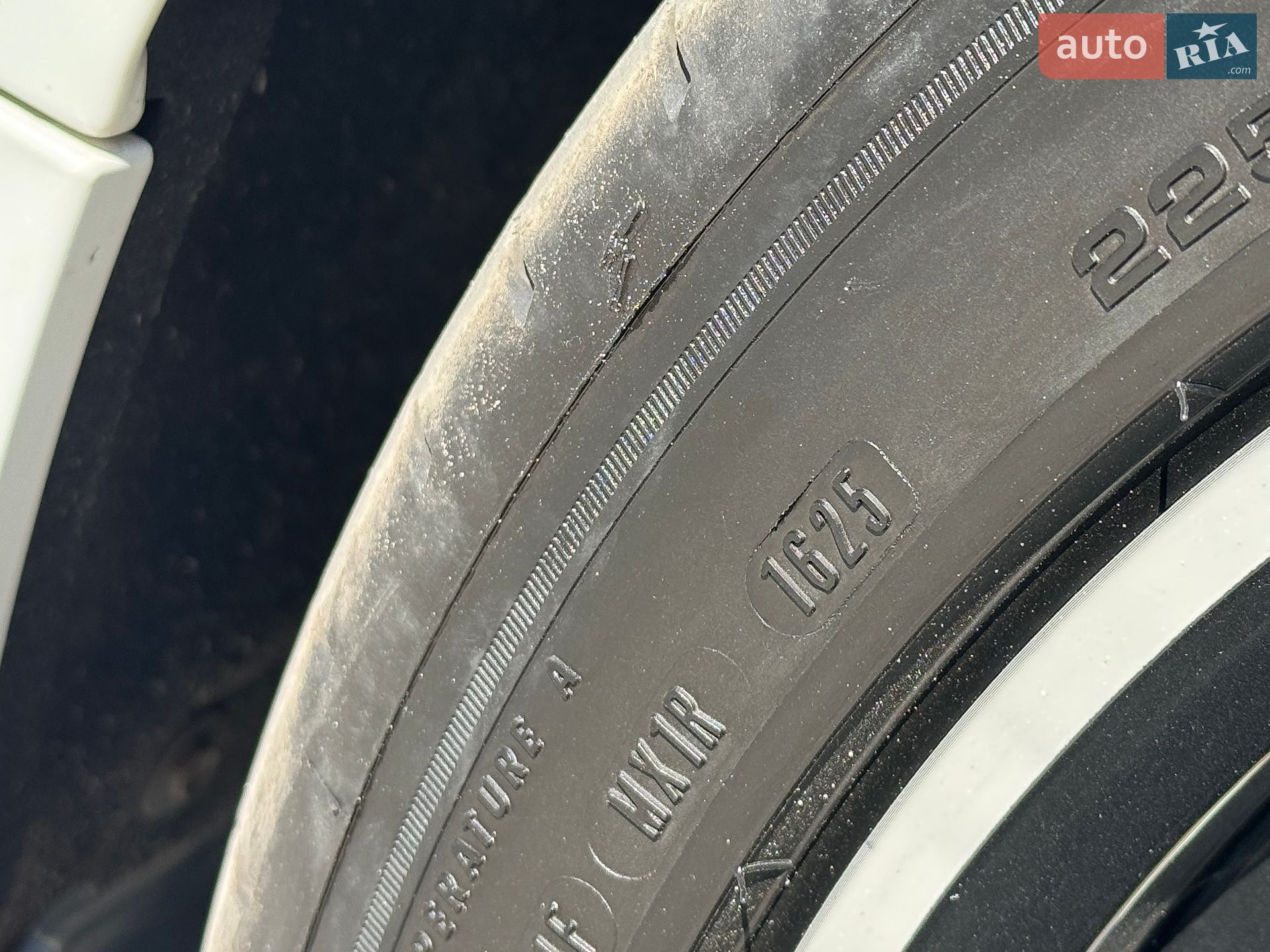 BMW 3 Series 2019 VIN WBA5R7C59KAJ81119 фото оголошення 28 з 32