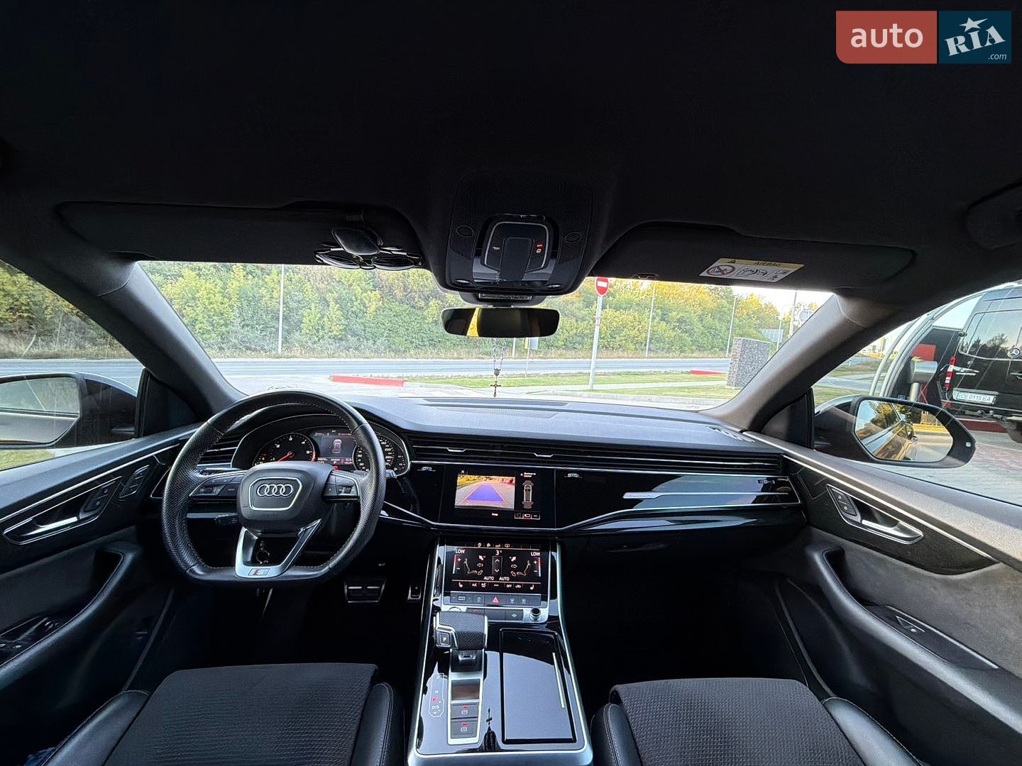Audi Q8 2019 VIN WAUZZZF17LD011041 фото оголошення 4 з 29