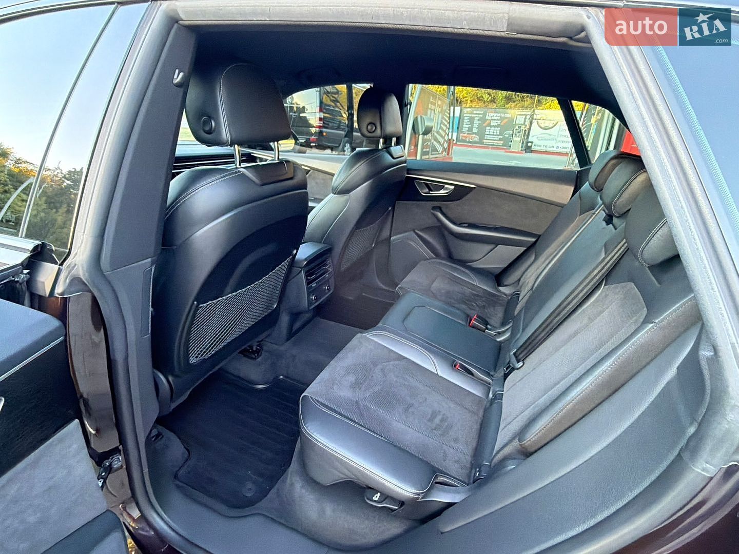 Audi Q8 2019 VIN WAUZZZF17LD011041 фото оголошення 18 з 29