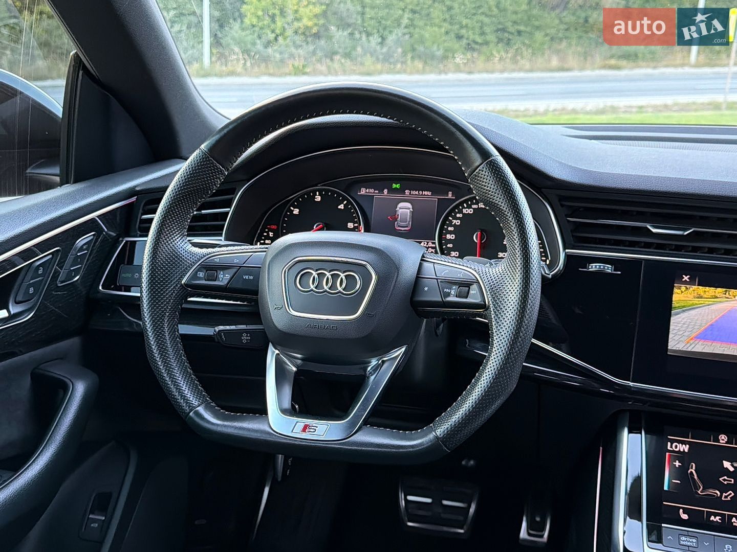 Audi Q8 2019 VIN WAUZZZF17LD011041 фото оголошення 3 з 29