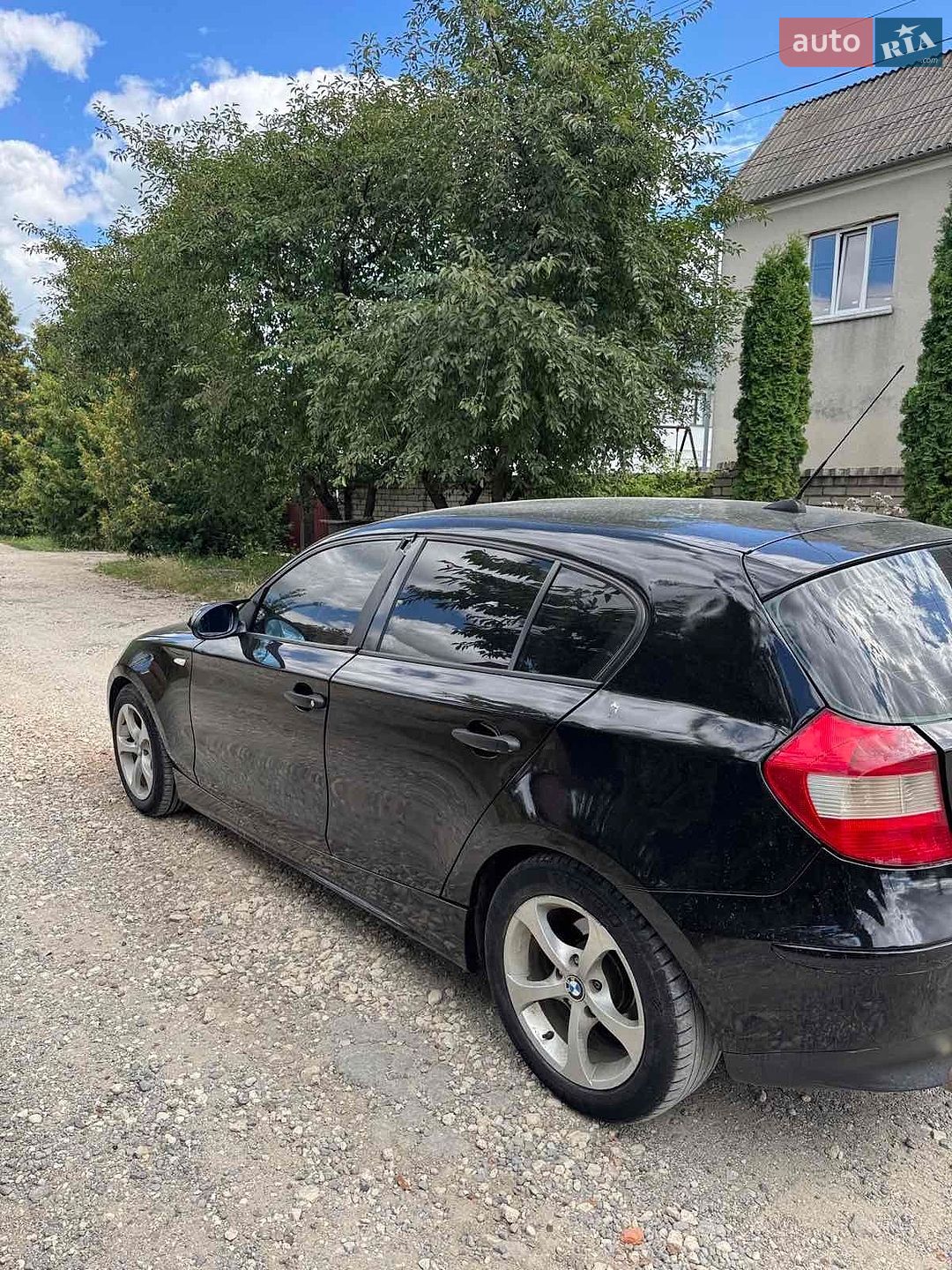 BMW 1 Series 2005 VIN WBAUF11090PT61168 фото оголошення 3 з 8