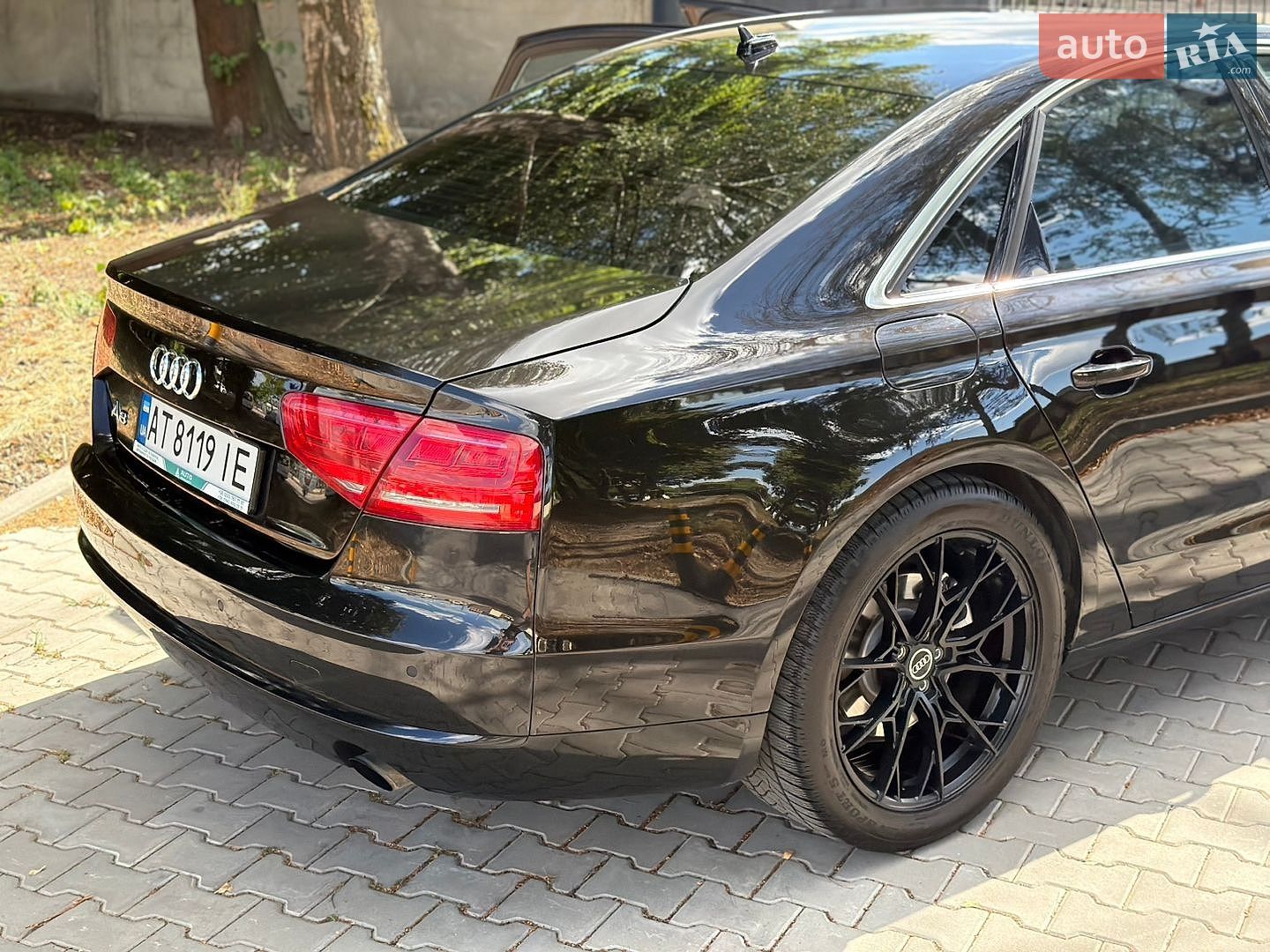 Audi A8 2012 VIN WAUAGAFD0DN009514 фото оголошення 3 з 20