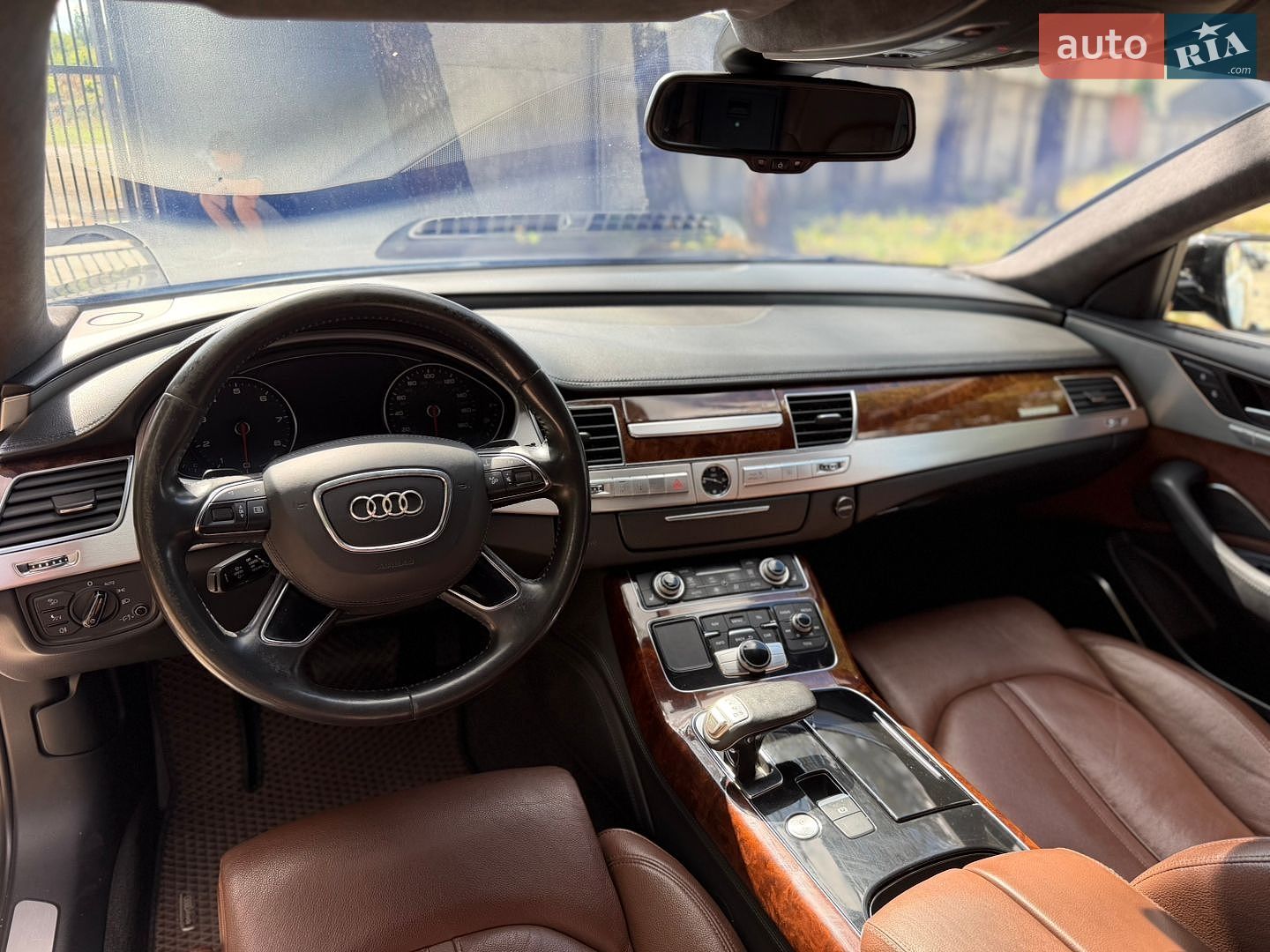 Audi A8 2012 VIN WAUAGAFD0DN009514 фото оголошення 13 з 20