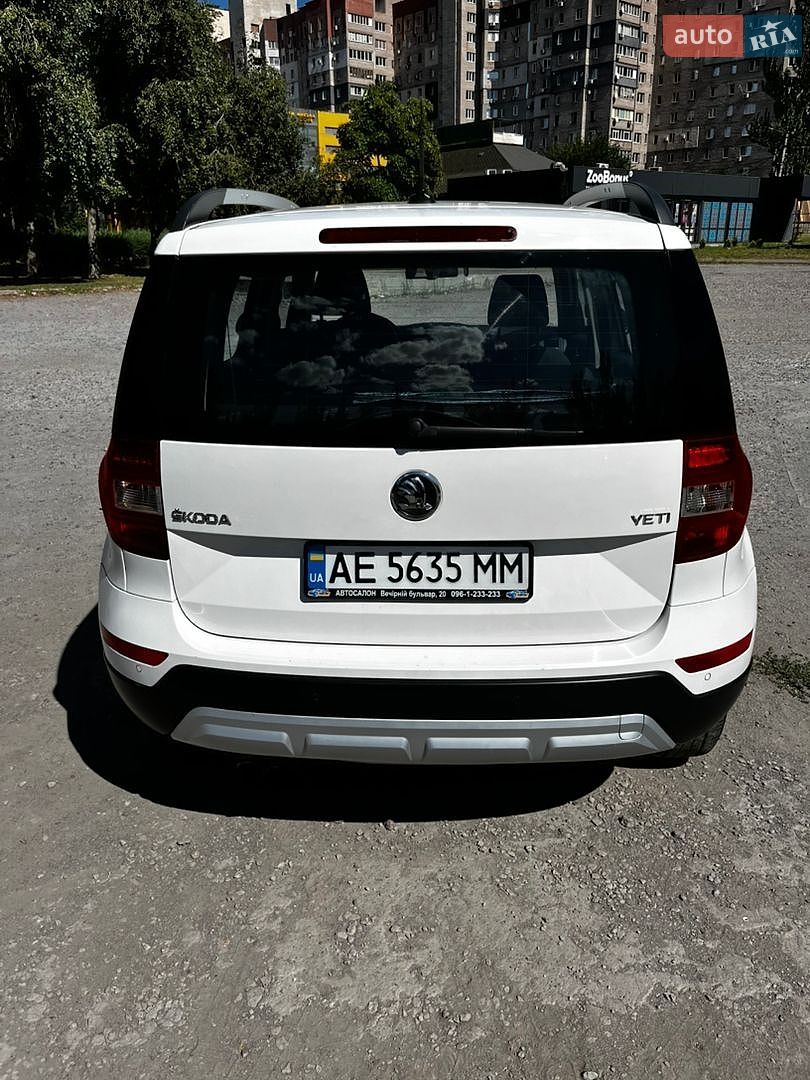 Skoda Yeti 2015 VIN TMBLC75L8F6077012 фото оголошення 10 з 28