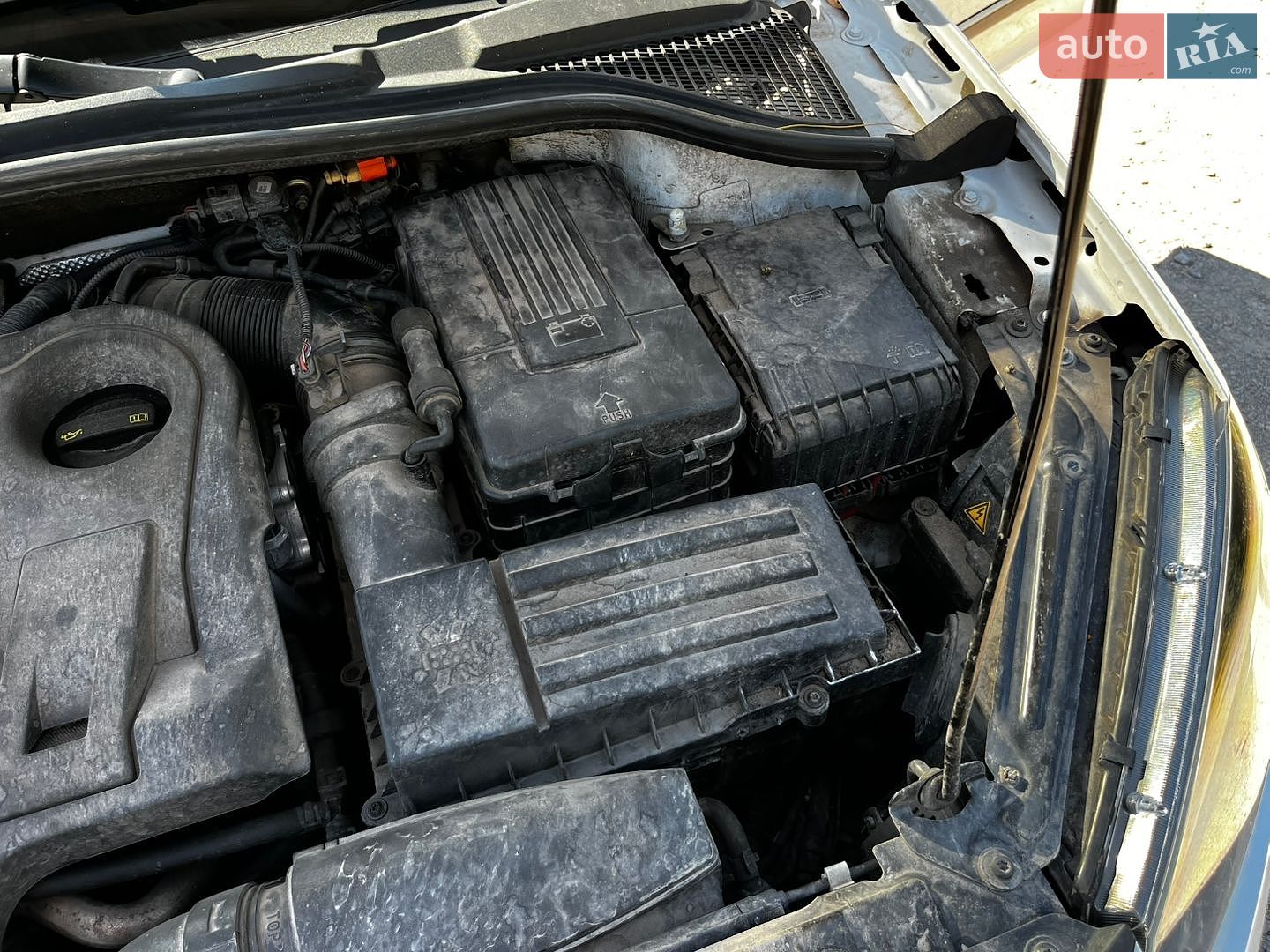 Skoda Yeti 2015 VIN TMBLC75L8F6077012 фото оголошення 22 з 28