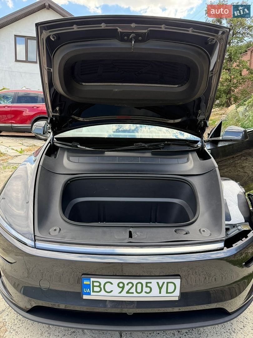 Tesla Model Y 2025 VIN 7SAYGDEE4TF515067 фото оголошення 27 з 27