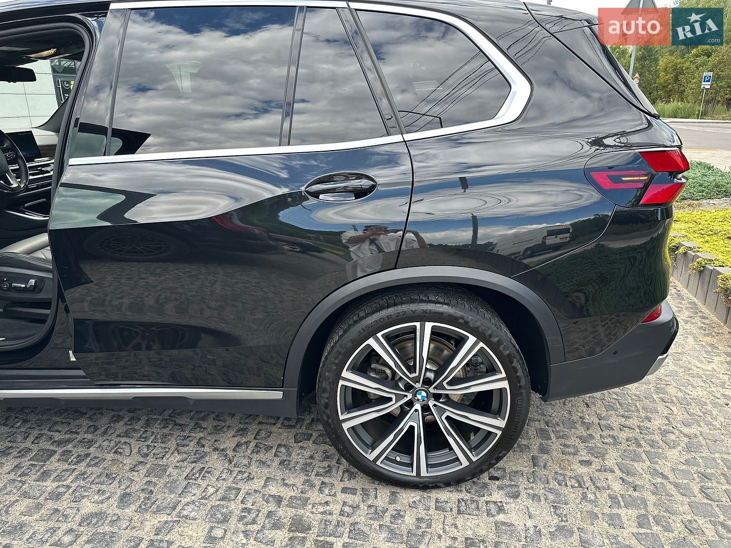 BMW X5 2023 VIN 5UX23EU06R9U25933 фото оголошення 38 з 57