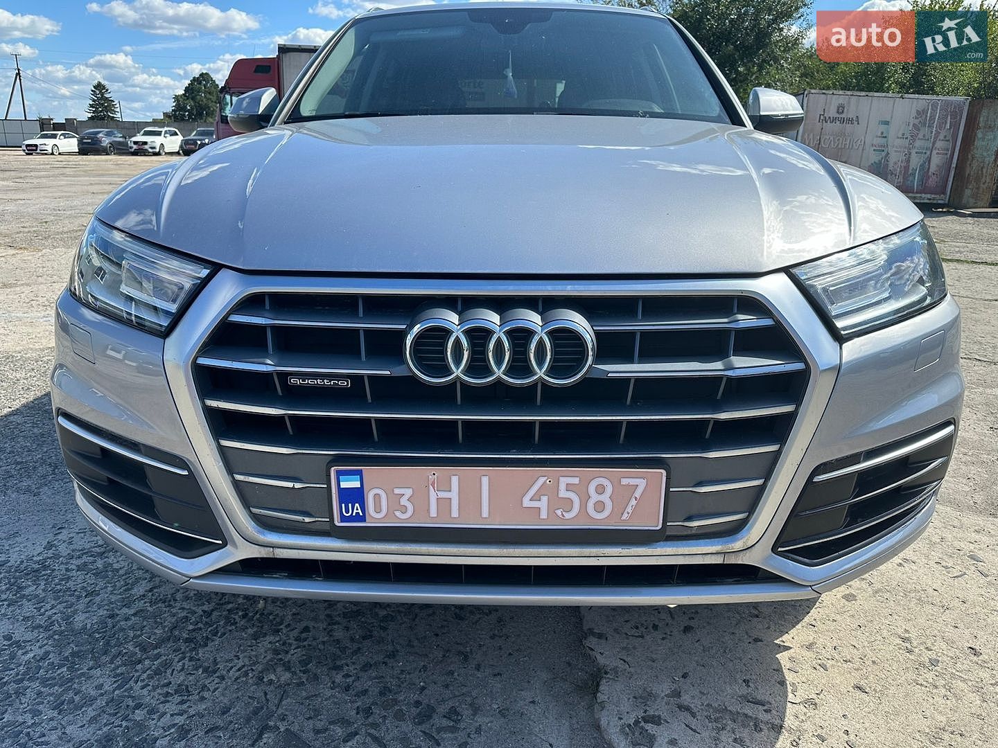 Audi Q5 2018 VIN WA1ANAFY5J2198101 фото оголошення 3 з 99