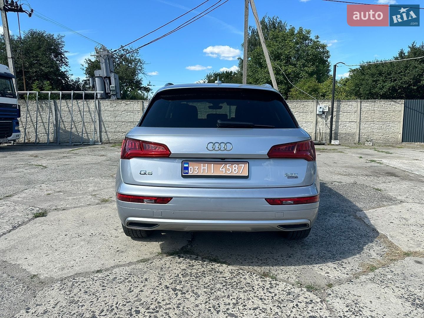 Audi Q5 2018 VIN WA1ANAFY5J2198101 фото оголошення 6 з 99