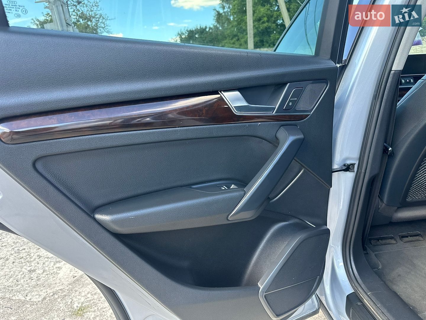 Audi Q5 2018 VIN WA1ANAFY5J2198101 фото оголошення 42 з 99