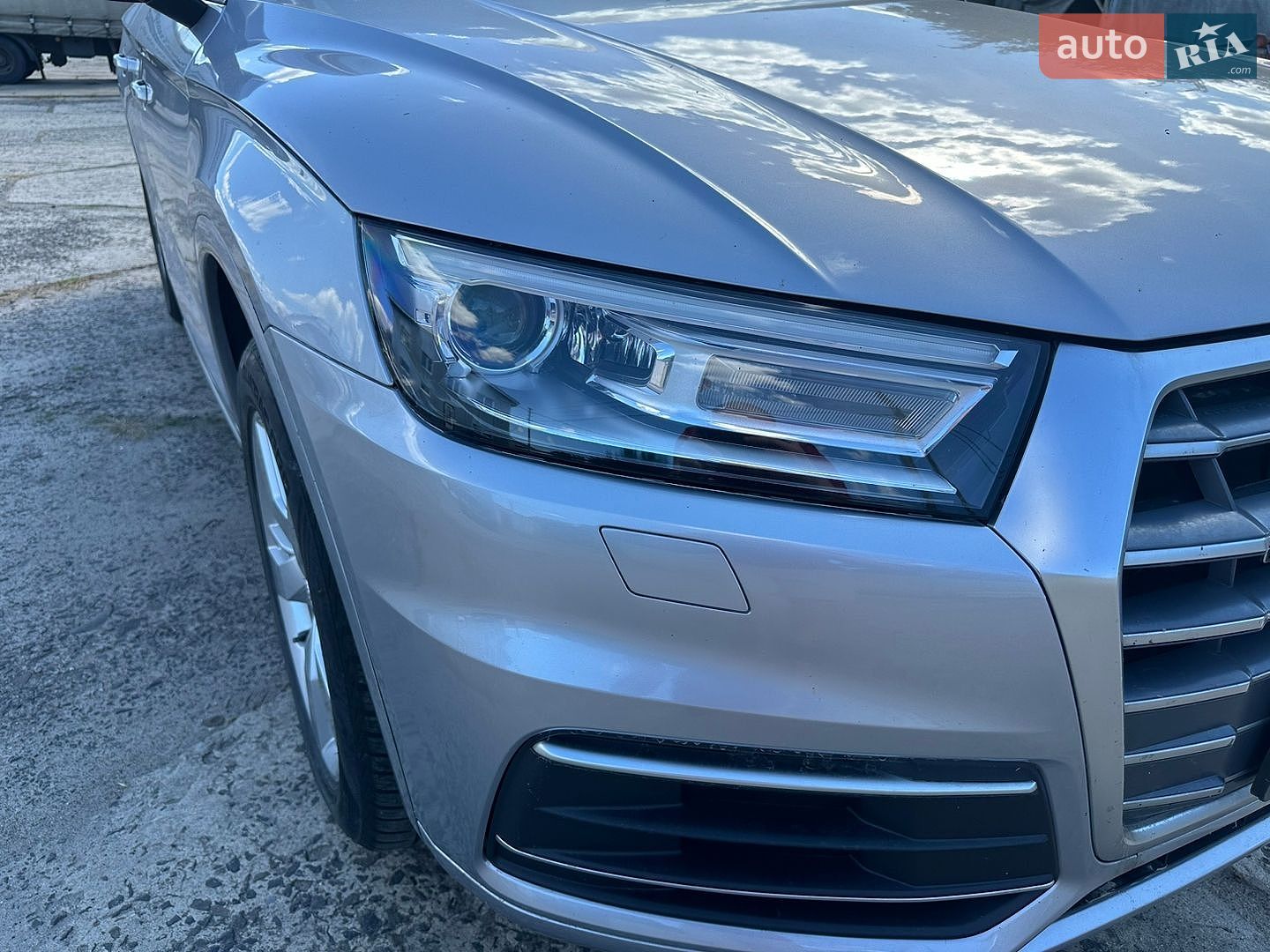 Audi Q5 2018 VIN WA1ANAFY5J2198101 фото оголошення 43 з 99