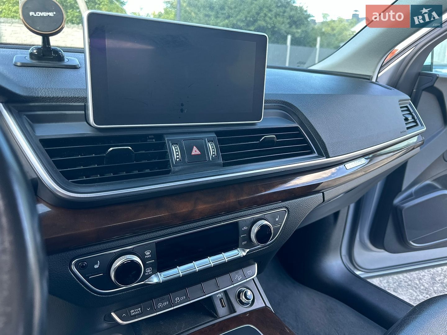 Audi Q5 2018 VIN WA1ANAFY5J2198101 фото оголошення 48 з 99