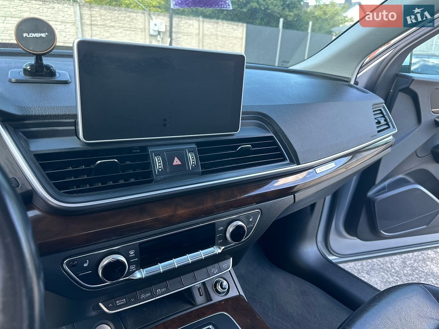 Audi Q5 2018 VIN WA1ANAFY5J2198101 фото оголошення 50 з 99