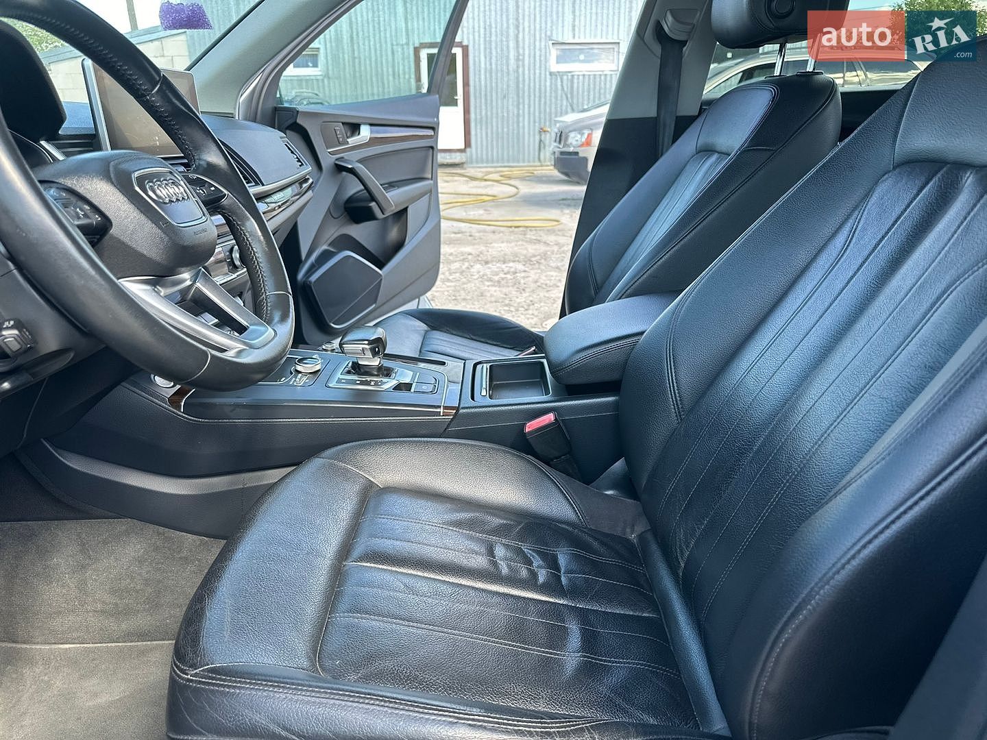 Audi Q5 2018 VIN WA1ANAFY5J2198101 фото оголошення 57 з 99