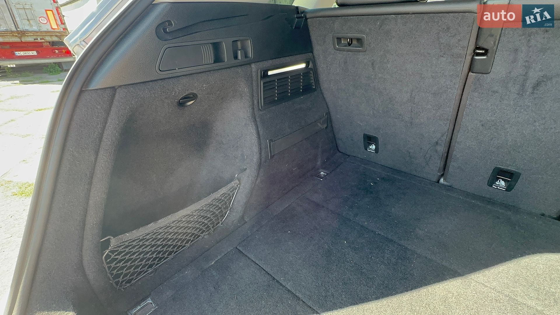 Audi Q5 2018 VIN WA1ANAFY5J2198101 фото оголошення 71 з 99