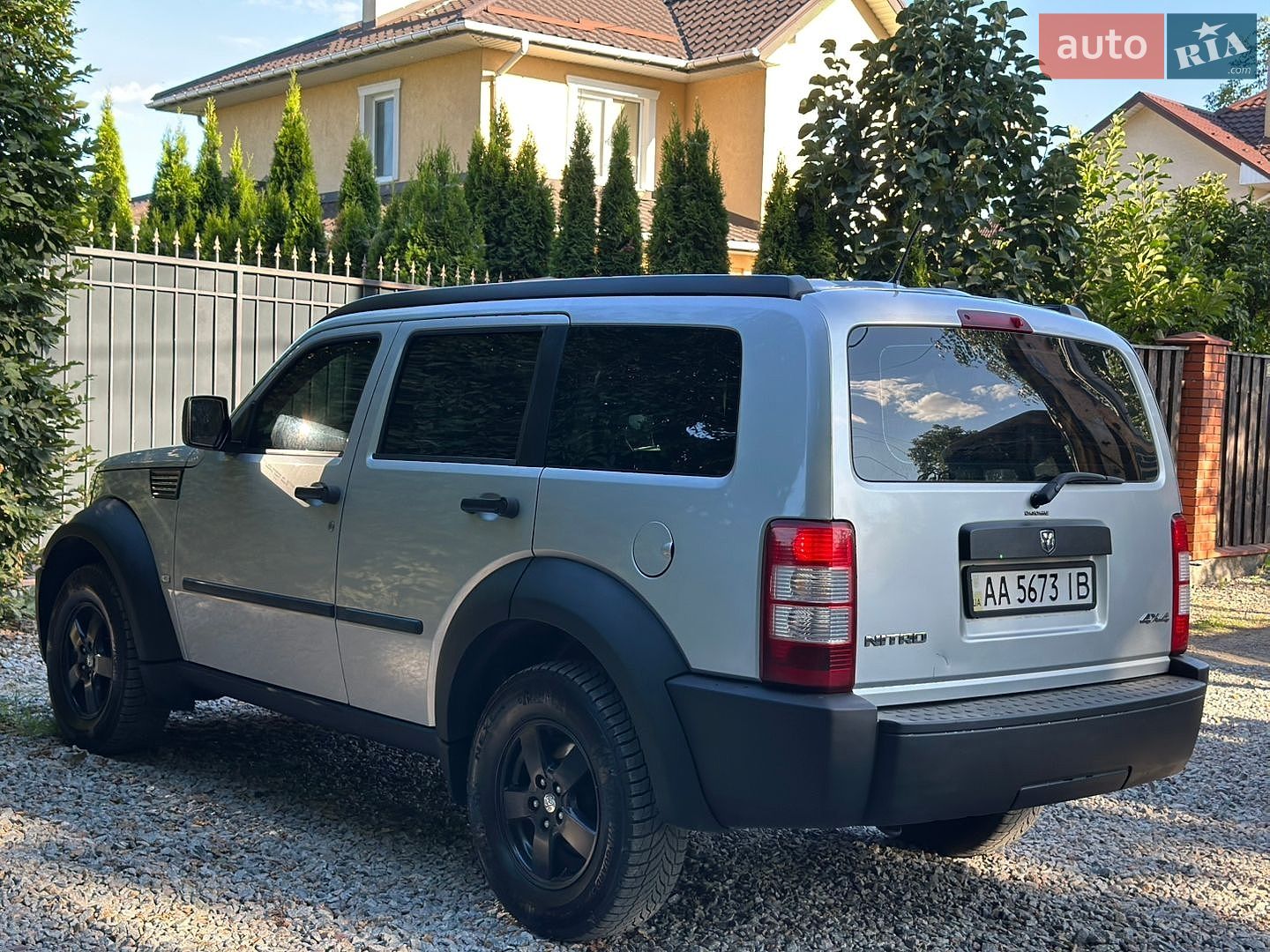 Dodge Nitro 2007 VIN 1D8GUB8K37W740283 фото оголошення 5 з 35