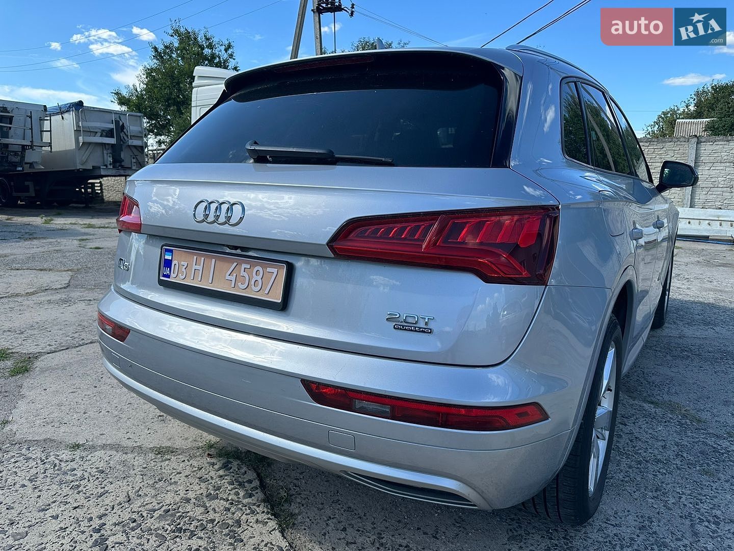 Audi Q5 2018 VIN WA1ANAFY5J2198101 фото оголошення 91 з 99