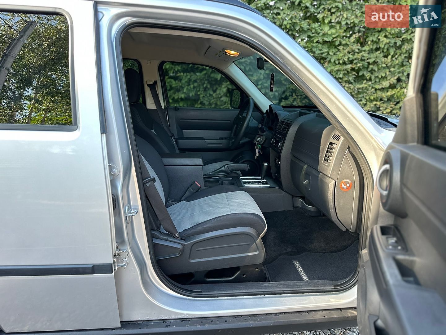 Dodge Nitro 2007 VIN 1D8GUB8K37W740283 фото оголошення 16 з 35