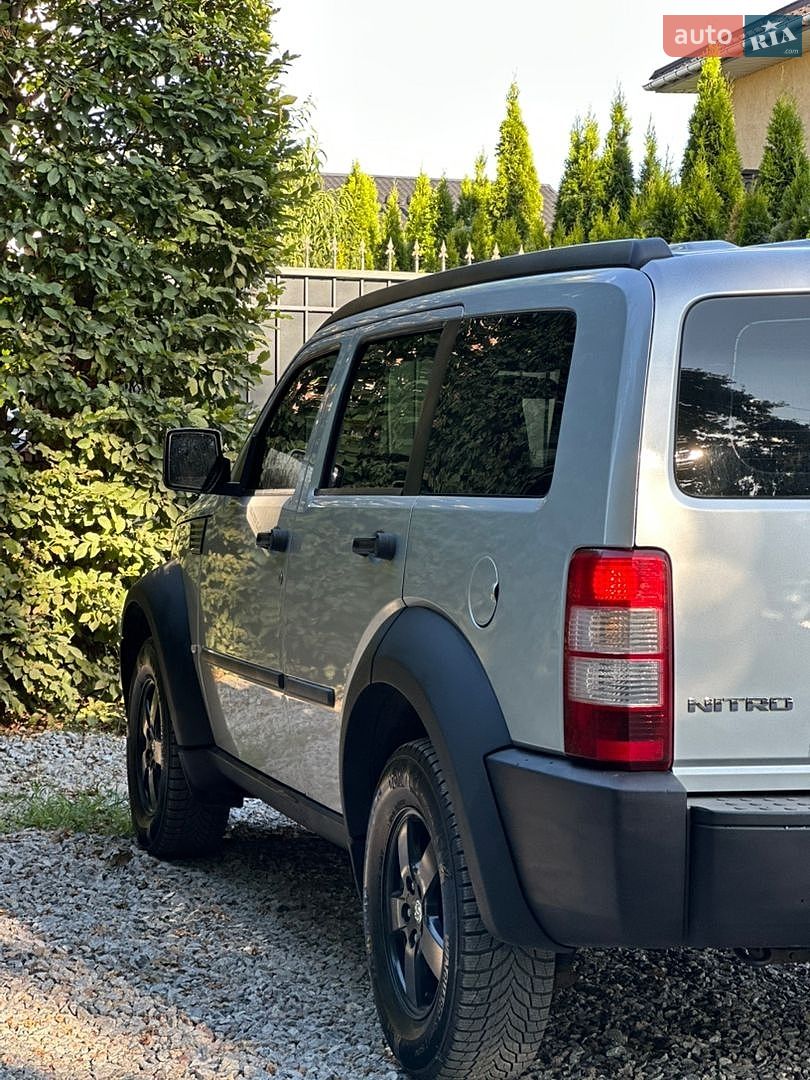 Dodge Nitro 2007 VIN 1D8GUB8K37W740283 фото оголошення 33 з 35