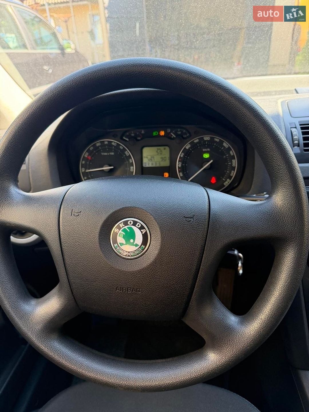 Skoda Octavia 2006 VIN TMBCA61Z472038565 фото оголошення 4 з 11