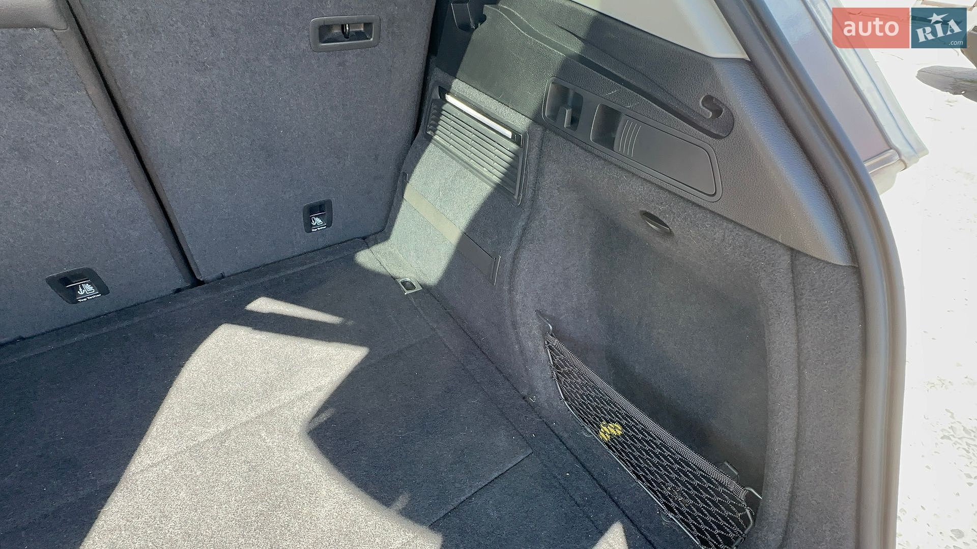 Audi Q5 2018 VIN WA1ANAFY5J2198101 фото оголошення 97 з 99