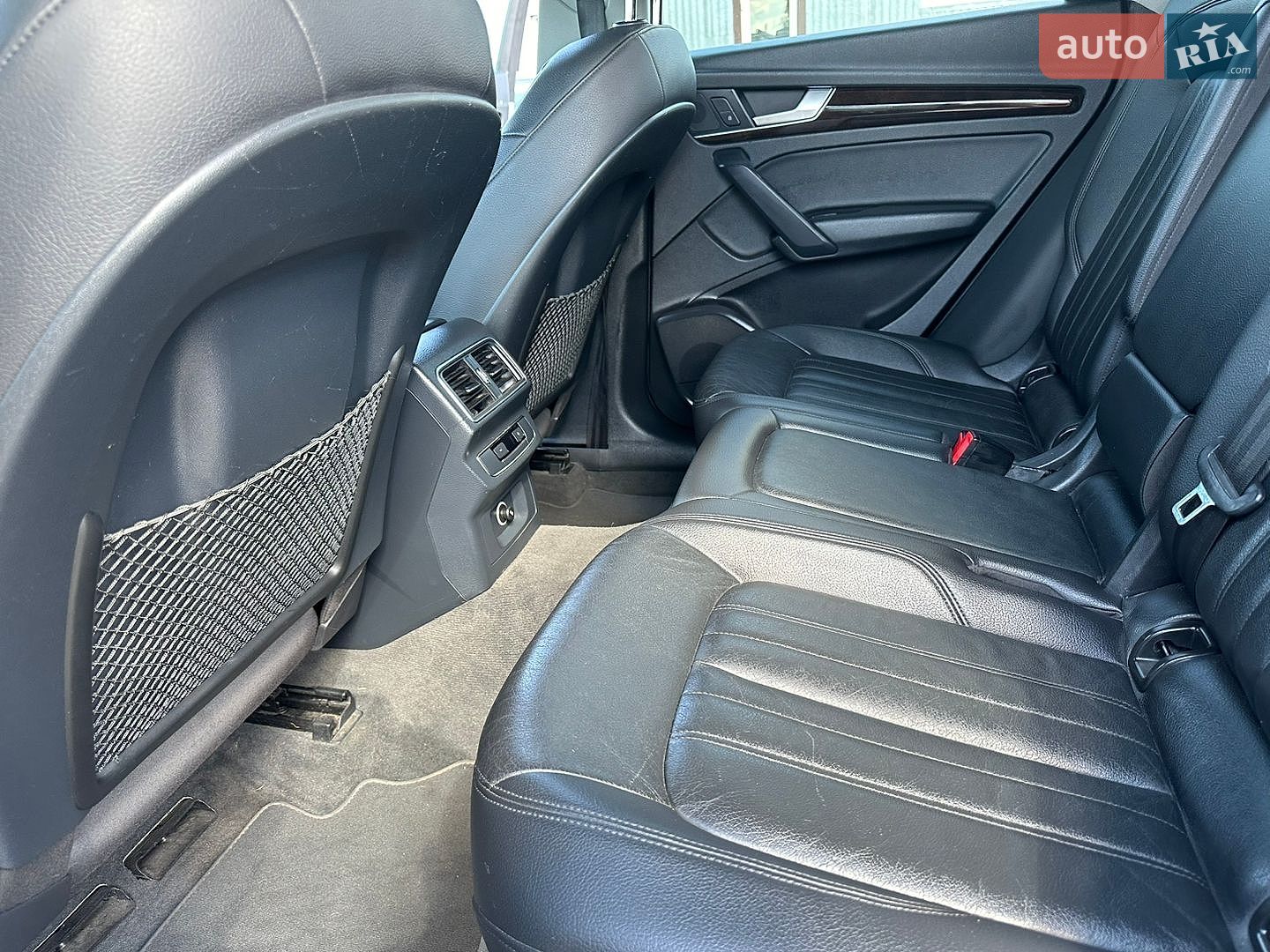 Audi Q5 2018 VIN WA1ANAFY5J2198101 фото оголошення 99 з 99