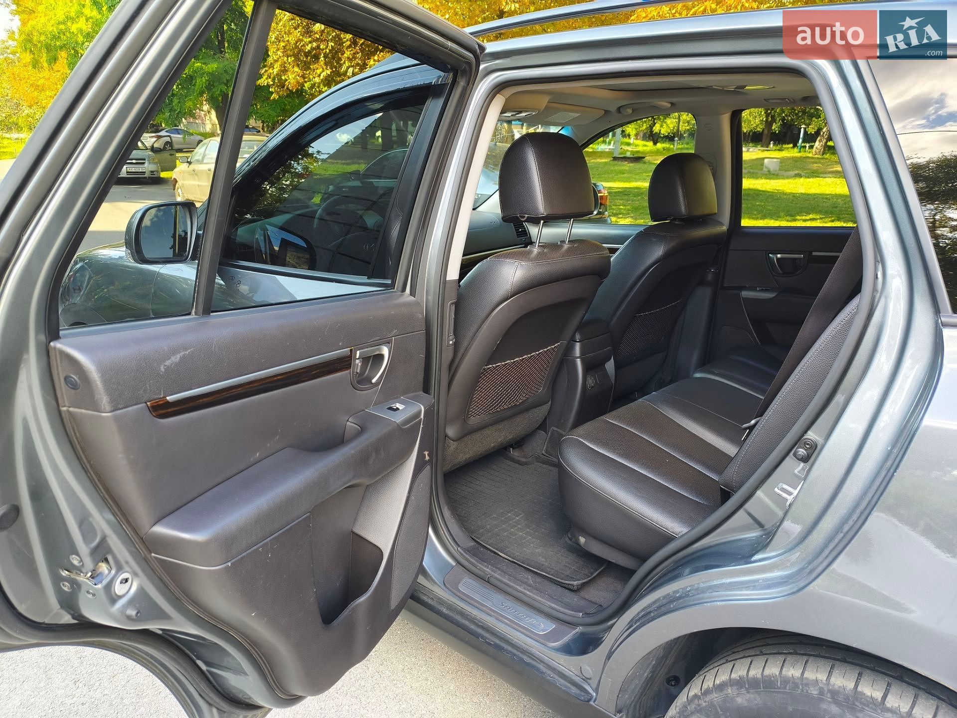 Hyundai Santa FE 2011 VIN KMHSH81BDCU827678 фото оголошення 11 з 37