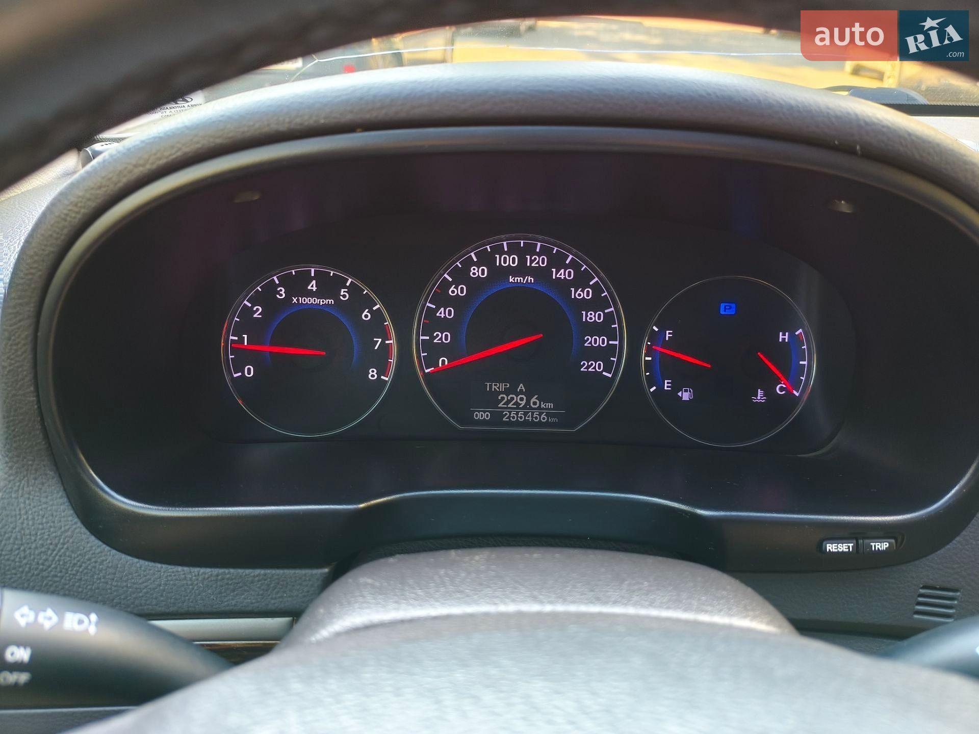 Hyundai Santa FE 2011 VIN KMHSH81BDCU827678 фото оголошення 26 з 37