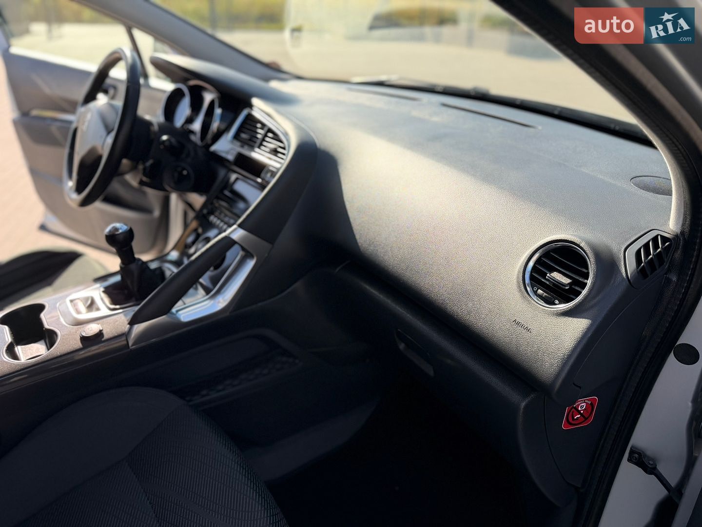 Peugeot 3008 2012 VIN VF30U5FS0CS053978 фото оголошення 50 з 192