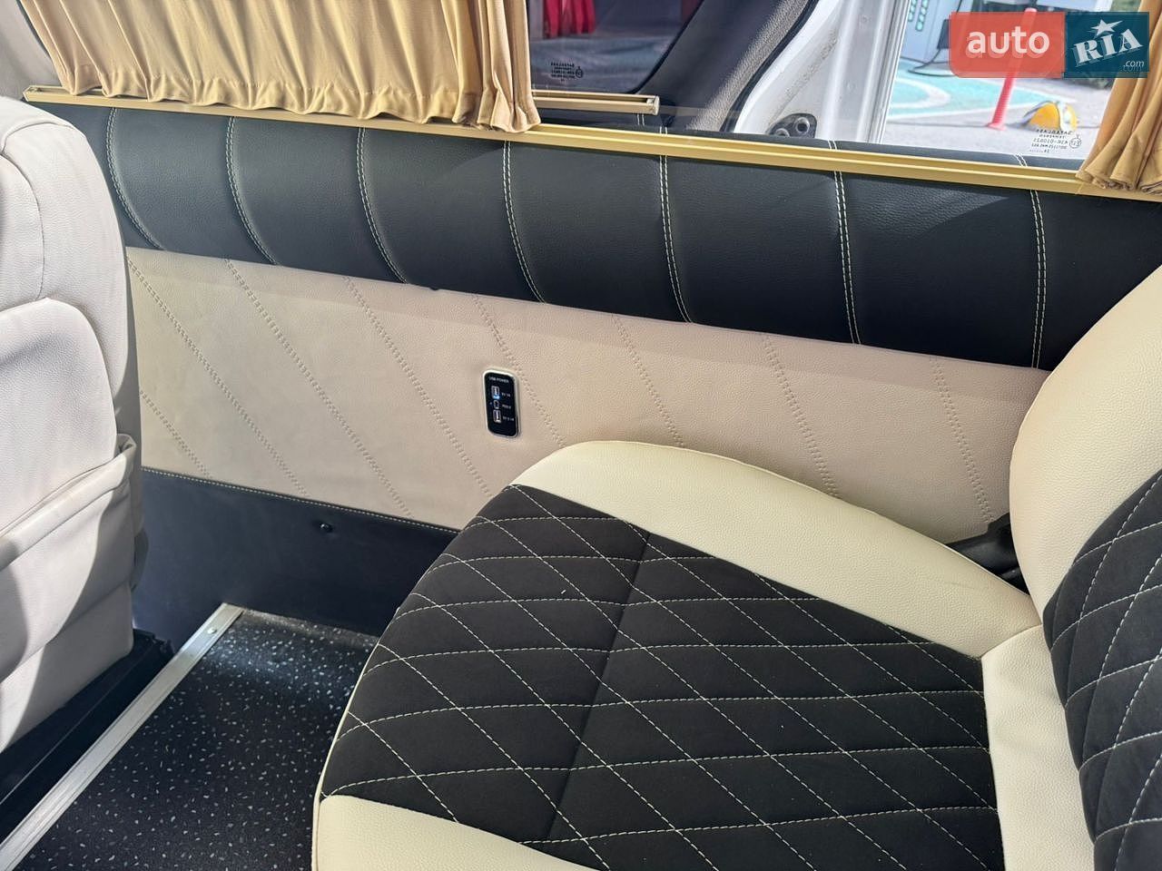 Volkswagen Crafter 2019 VIN WV1ZZZSYZK9072400 фото оголошення 4 з 18