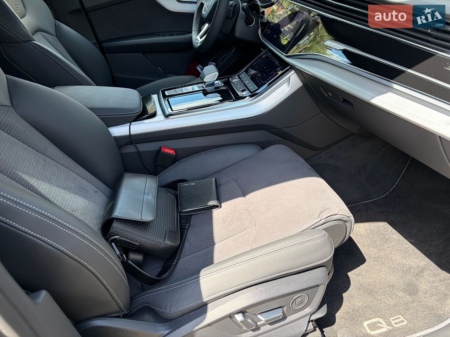 Audi Q8 2025 VIN WAUZZZF16TD014710 фото оголошення 19 з 51