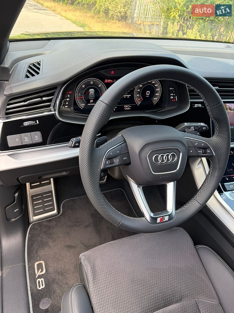 Audi Q8 2025 VIN WAUZZZF16TD014710 фото оголошення 30 з 51