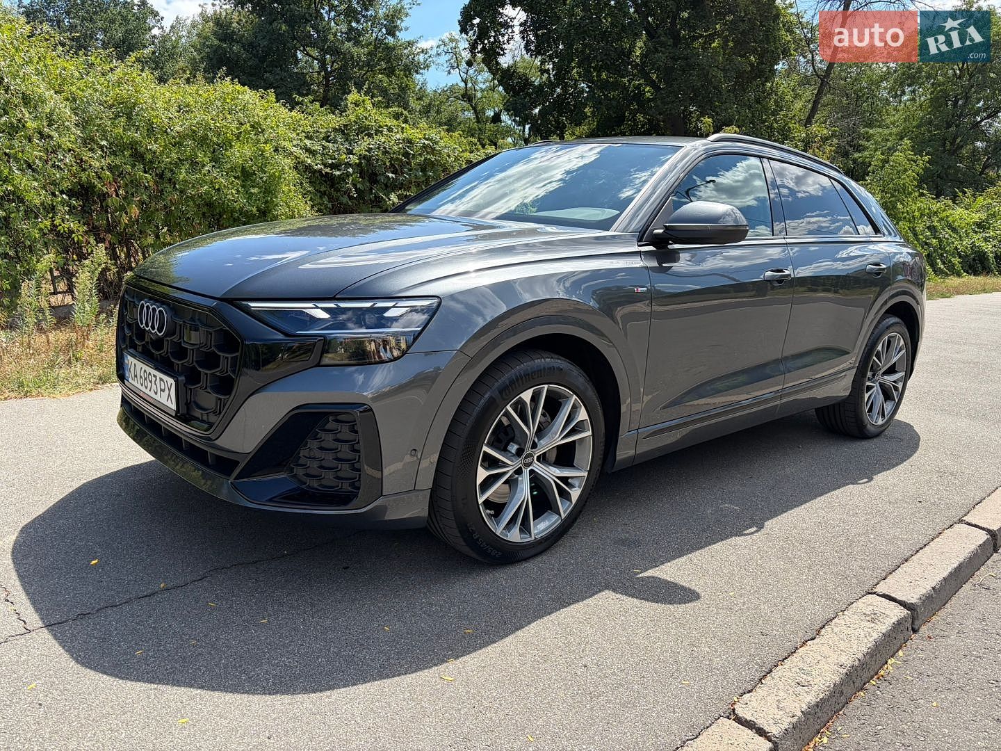 Audi Q8 2025 VIN WAUZZZF16TD014710 фото оголошення 11 з 51