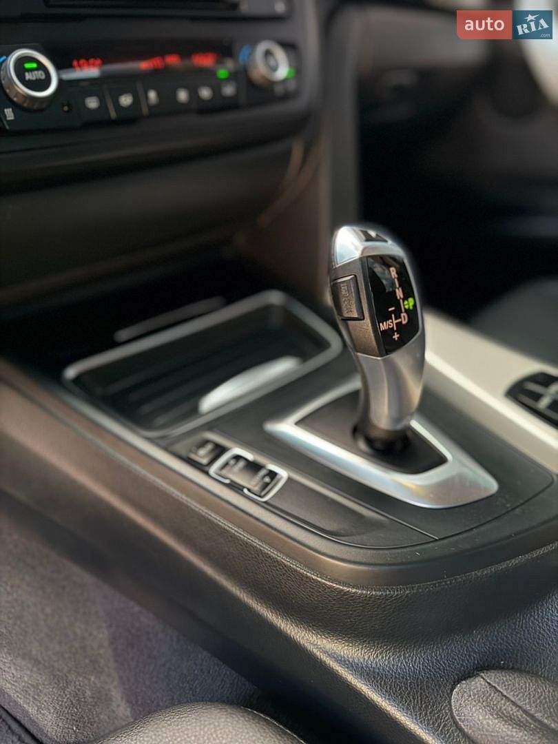 BMW 3 Series 2014 VIN WBA3B1C55EK135388 фото оголошення 18 з 28