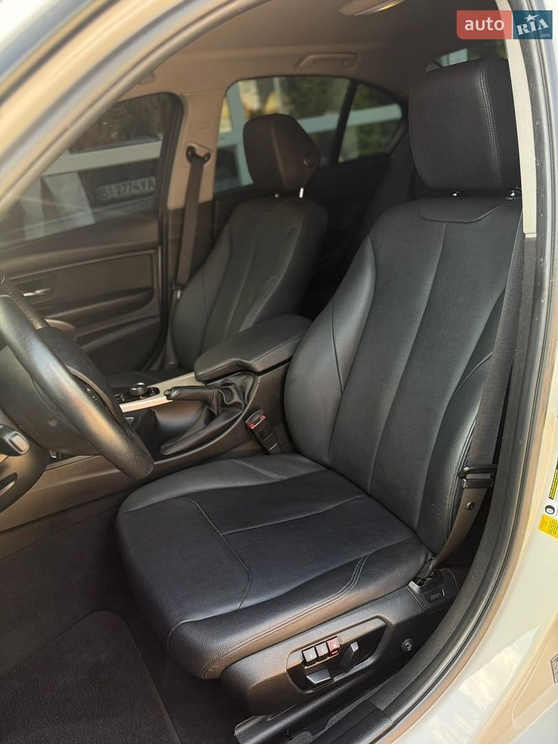 BMW 3 Series 2014 VIN WBA3B1C55EK135388 фото оголошення 6 з 28