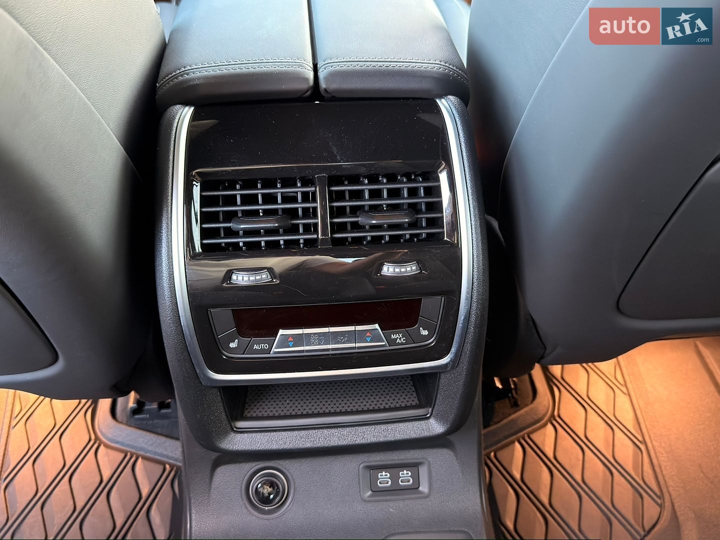 BMW X7 2023 VIN WBA21EN0X09S78635 фото оголошення 38 з 68