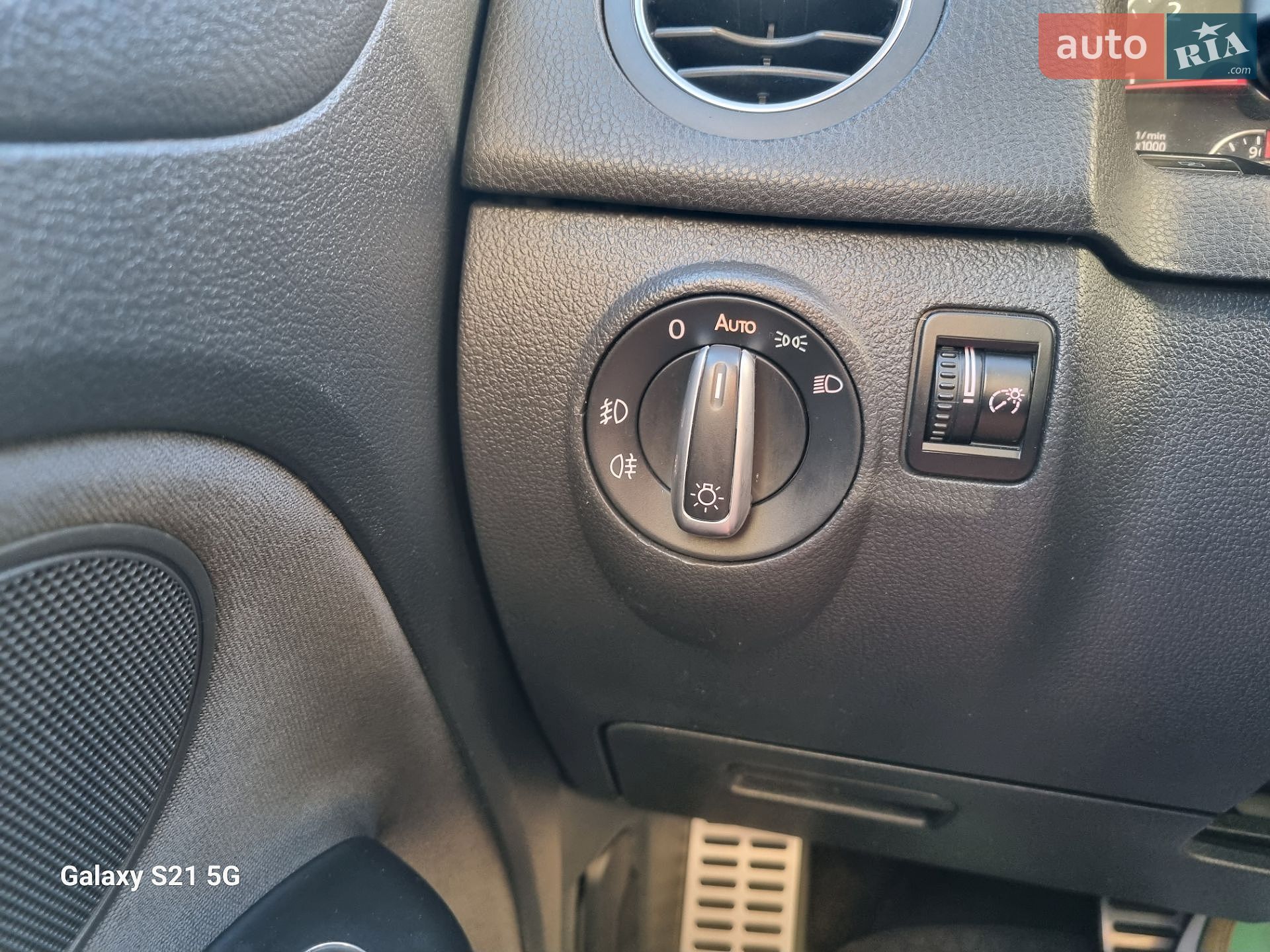 Volkswagen Golf 2011 VIN WVWZZZ1KZBW532729 фото оголошення 33 з 64