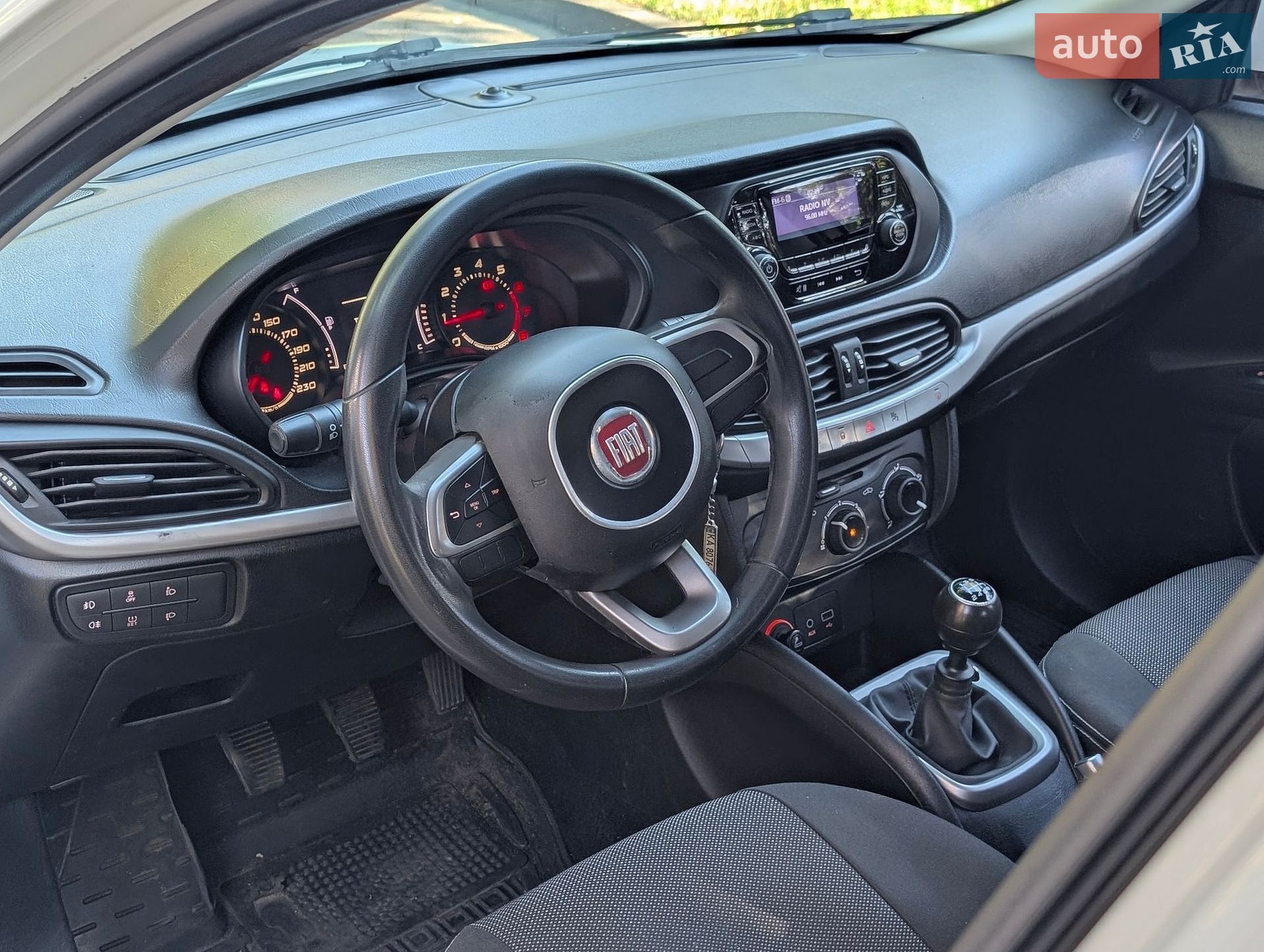 Fiat Tipo 2018 VIN ZFA35600006J66167 фото оголошення 16 з 27