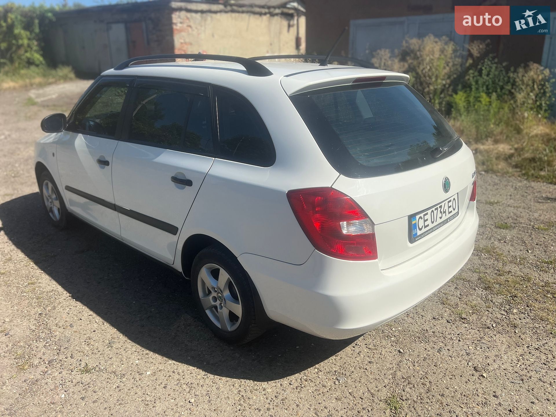 Skoda Fabia 2011 VIN TMBJH25J6C3099730 фото оголошення 2 з 22