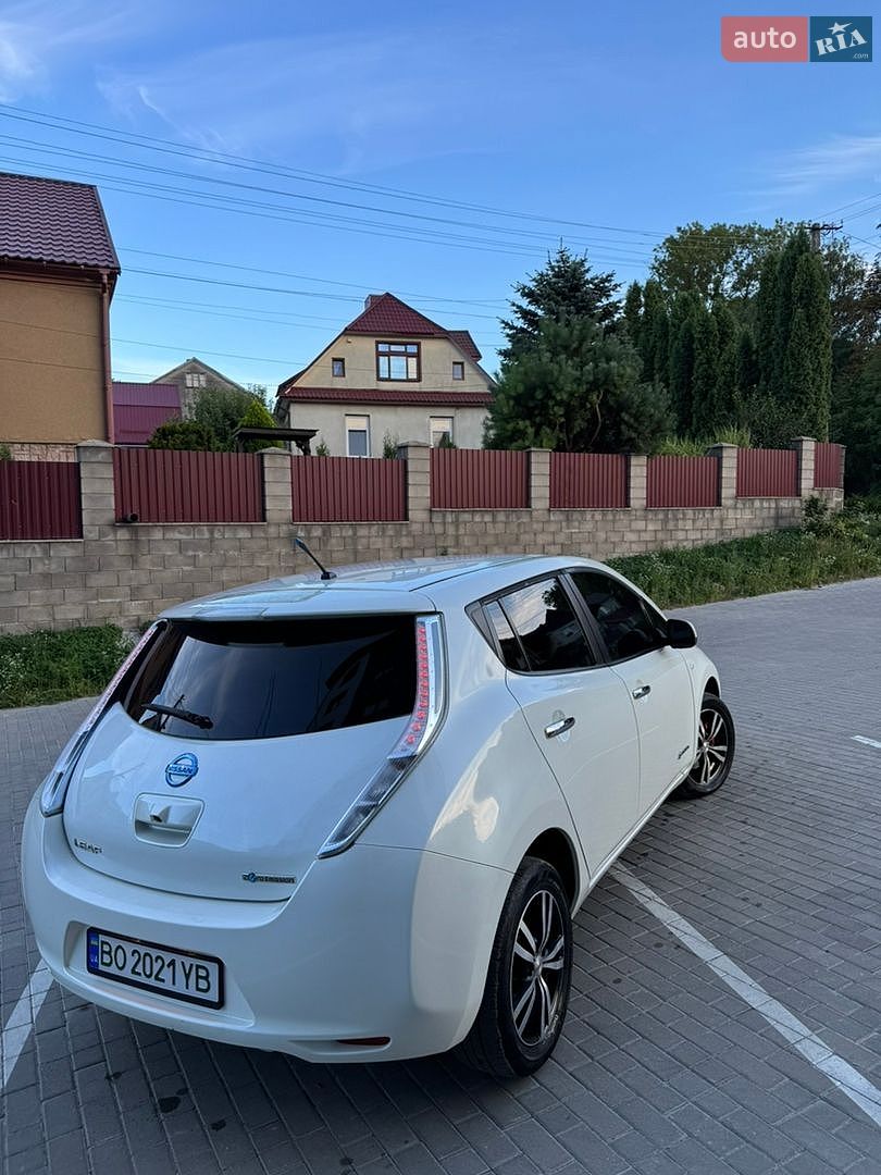 Nissan Leaf 2013 VIN SJNFAAZE0U6005320 фото оголошення 2 з 14
