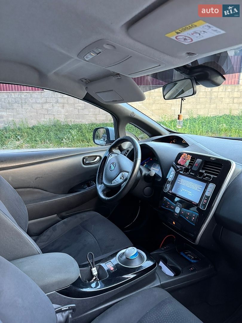 Nissan Leaf 2013 VIN SJNFAAZE0U6005320 фото оголошення 11 з 14